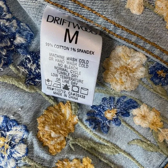 Driftwood Denim Jacket Dahlia - Picture 8 of 13